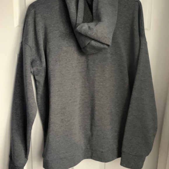 UA Recovery hoodie - Picture 2 of 3